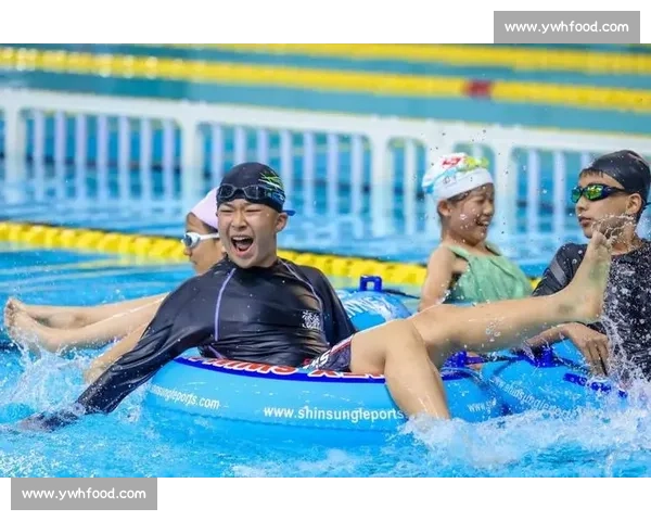 游泳池竞技盛宴勇者争锋挑战极限展现泳者风采